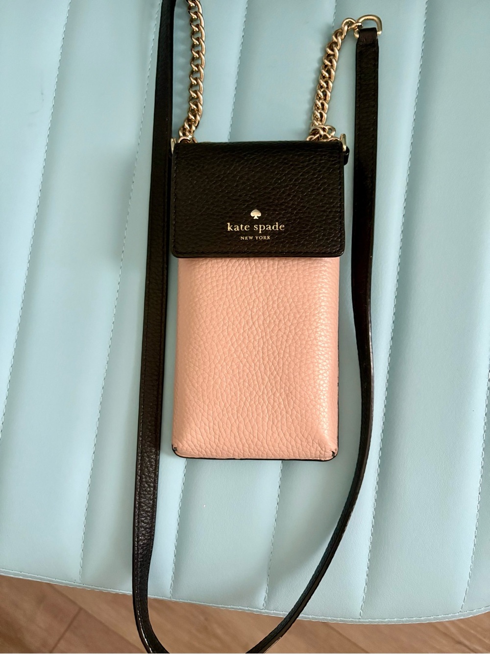 Kate Spade Leather NYC NS Crossbody Phone Purse Brand new